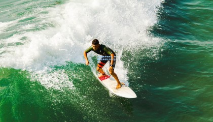 半场魔鬼半场天使，阿联完全体进化之路已见曙光